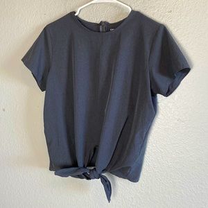 Albion French Gray Front Tie Top Size Large